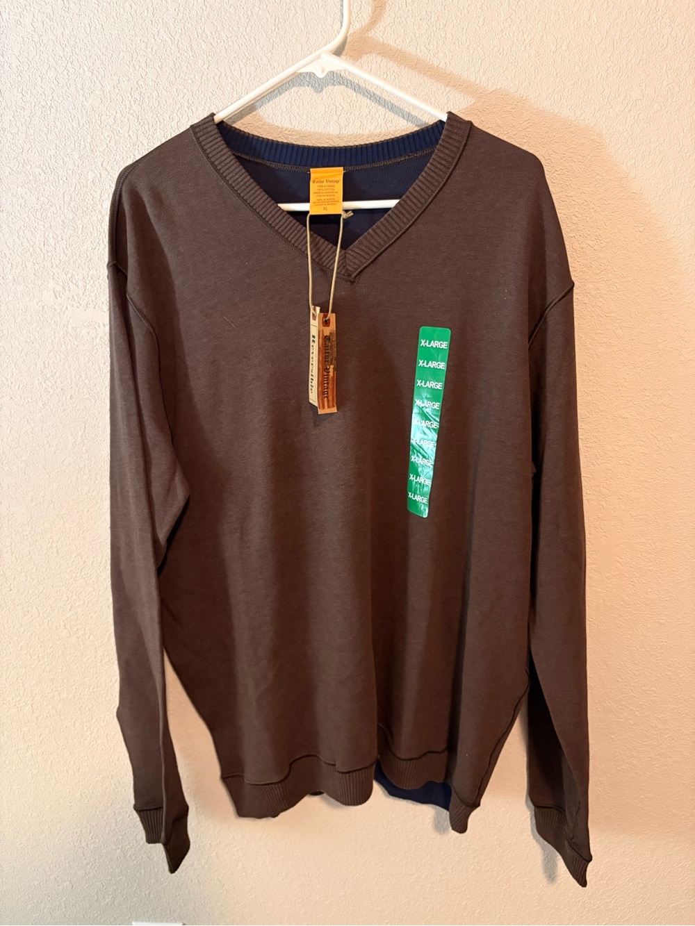 Tailor Vintage Men's 100% cotton V-Neck Sweater in Brown & reversible navy XL